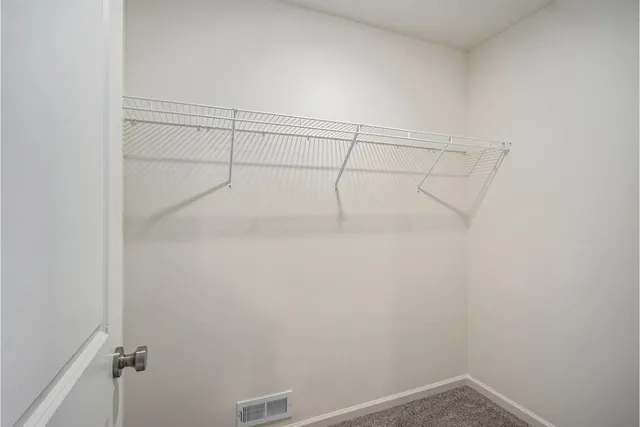 $559,900 | 7946 Snow View Drive Southeast, Alto, MI 49302