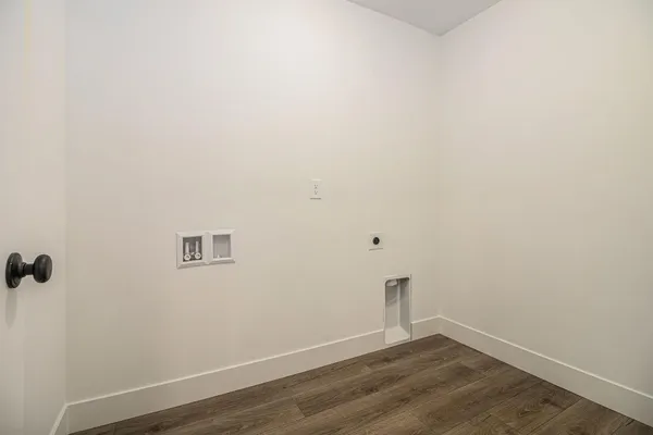 $549,900 | 7946 Snow View Drive Southeast, Alto, MI 49302