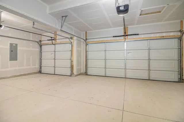 $549,900 | 7946 Snow View Drive Southeast, Alto, MI 49302