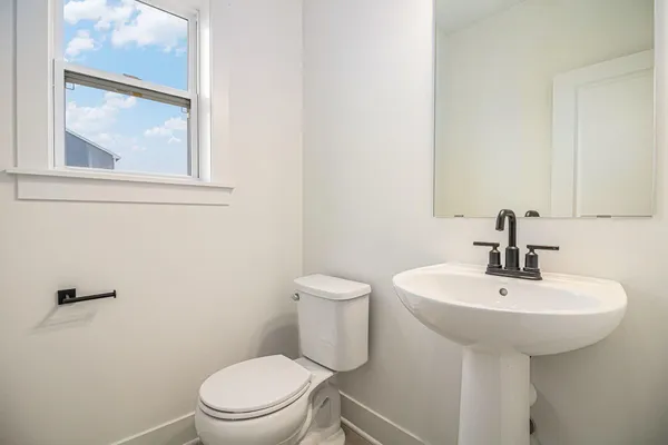 $549,900 | 7946 Snow View Drive Southeast, Alto, MI 49302