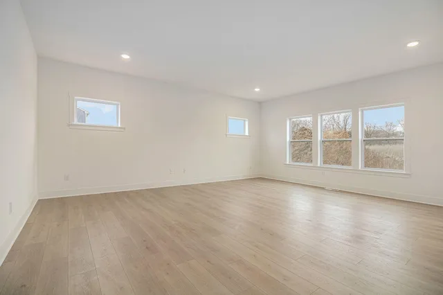 $549,900 | 7946 Snow View Drive Southeast, Alto, MI 49302