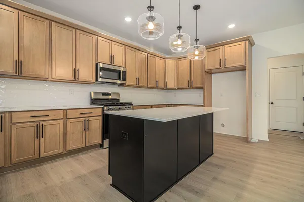 $549,900 | 7946 Snow View Drive Southeast, Alto, MI 49302