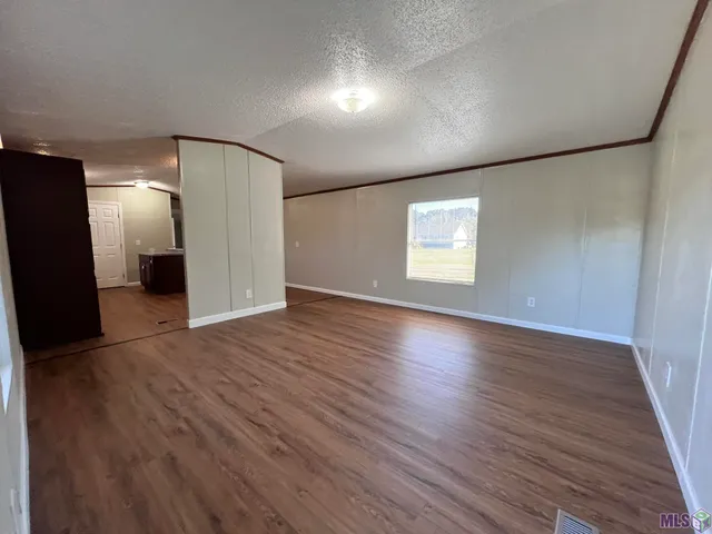 $1,300 | 31927 Seminole Road, Walker, LA 70785