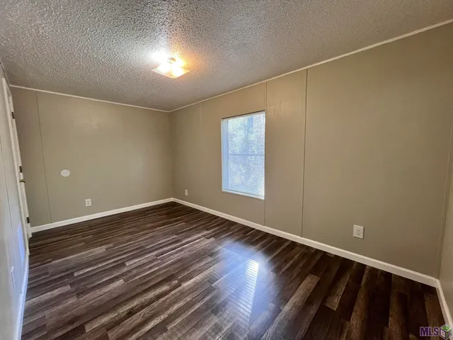 $1,300 | 31927 Seminole Road, Walker, LA 70785