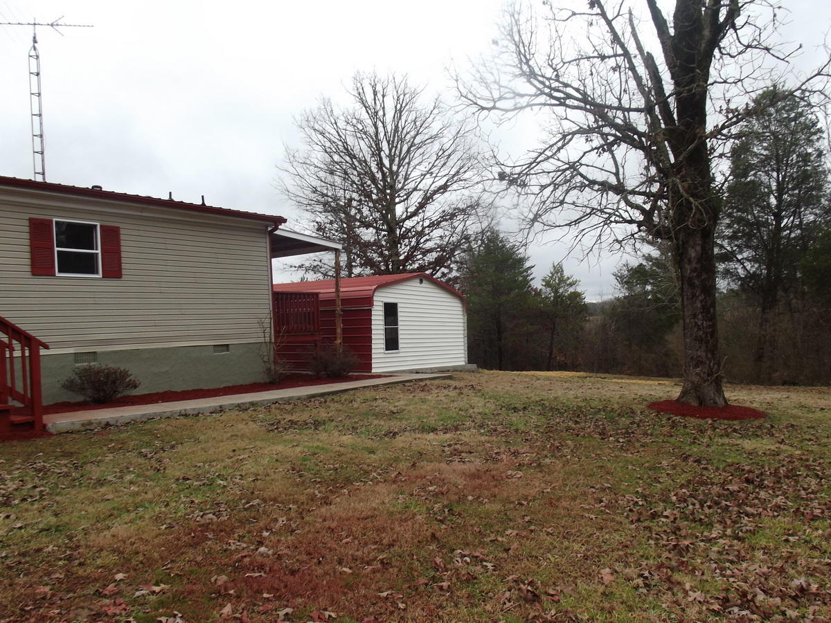 357 Payne Road Tellico Plains, TN 37385 - Photo 2 of 35 02-DSCF2614