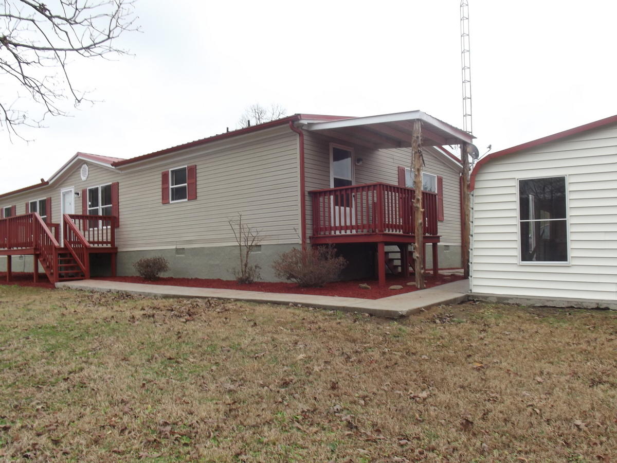 357 Payne Road Tellico Plains, TN 37385 - Photo 3 of 35 03-DSCF2615