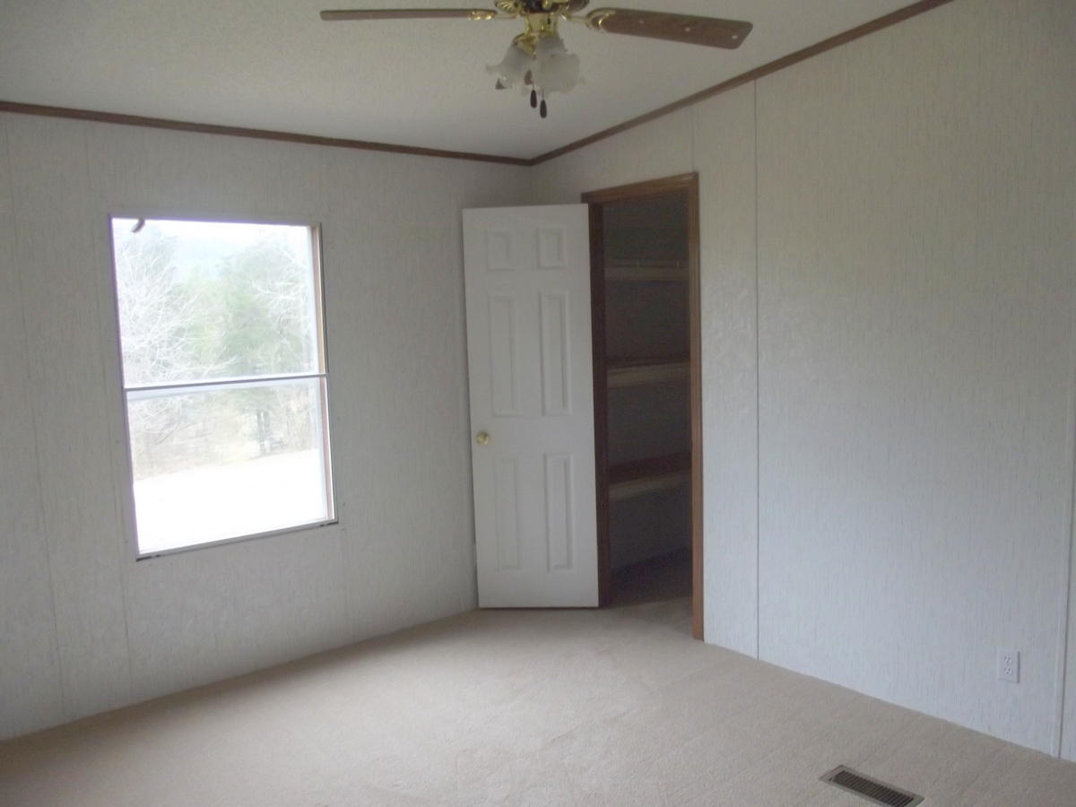 357 Payne Road Tellico Plains, TN 37385 - Photo 26 of 35 26-DSCF2635