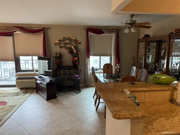 $850,000 | 100 West Broadway, Unit 6L, Long Beach, NY 11561