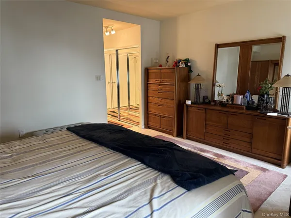 $850,000 | 100 West Broadway, Unit 6L, Long Beach, NY 11561