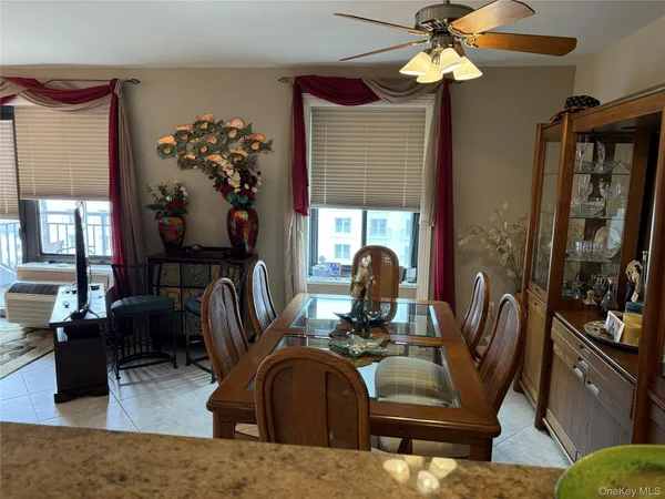 $850,000 | 100 West Broadway, Unit 6L, Long Beach, NY 11561