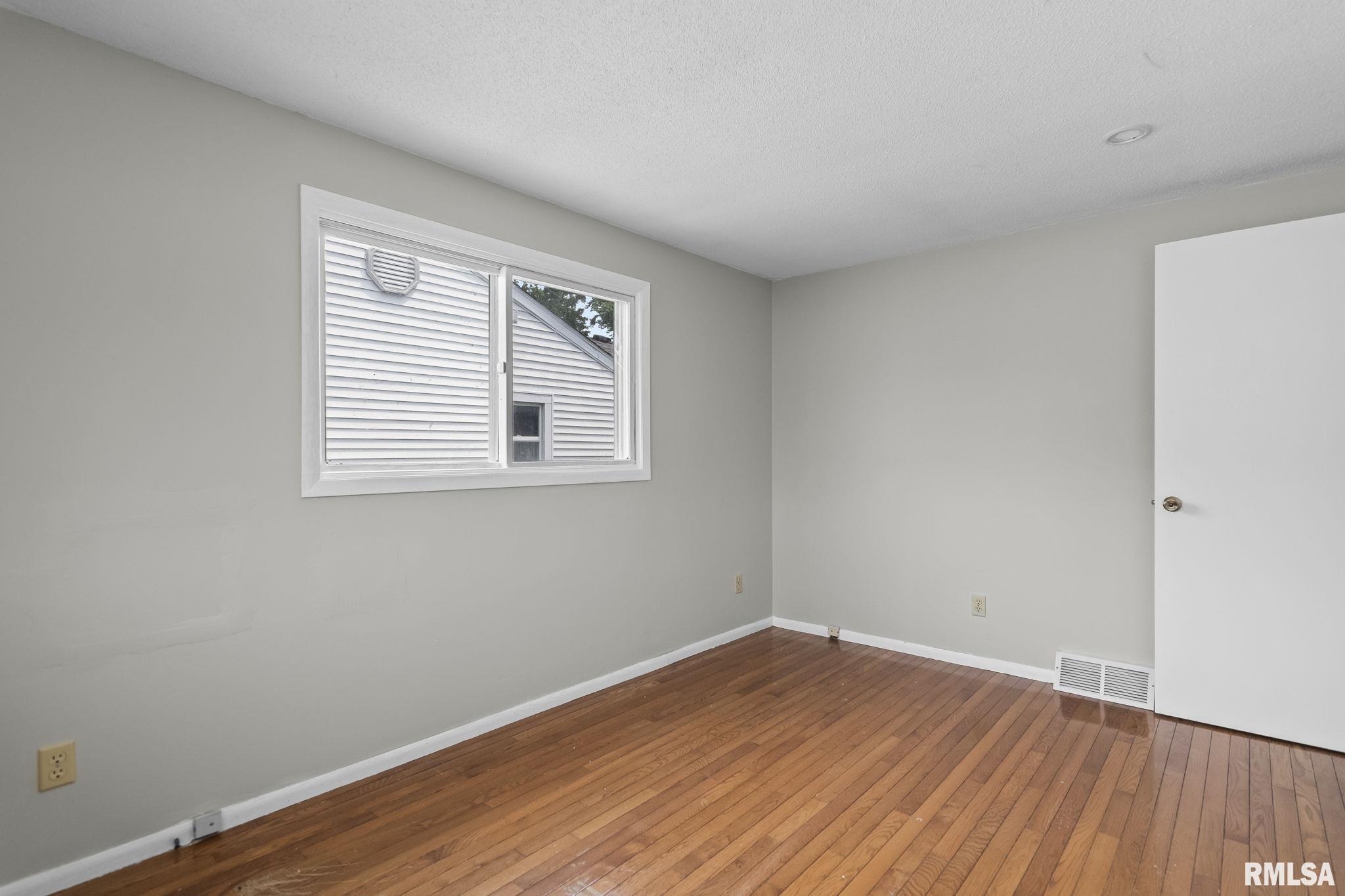 2118 Cincinnati Avenue Springfield, IL 62702 - Photo 18 of 39 Gallery Image 18