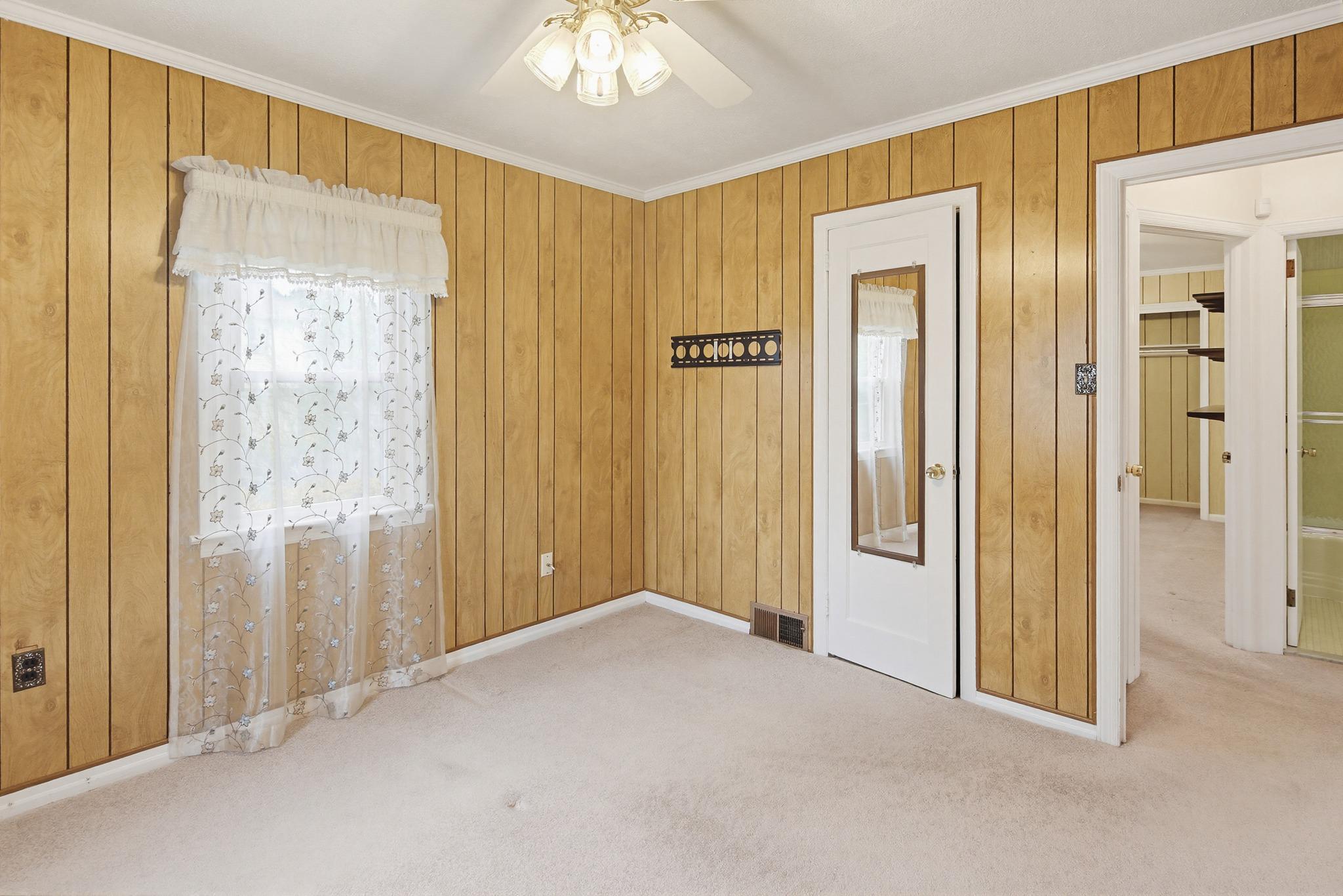 12007 St Dunston Lane Silver Spring, MD 20906 - Photo 16 of 40 Main level Bedroom 2