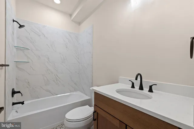 $1,070,800 | 6 Gray Meadow, Warrenton, VA 20187