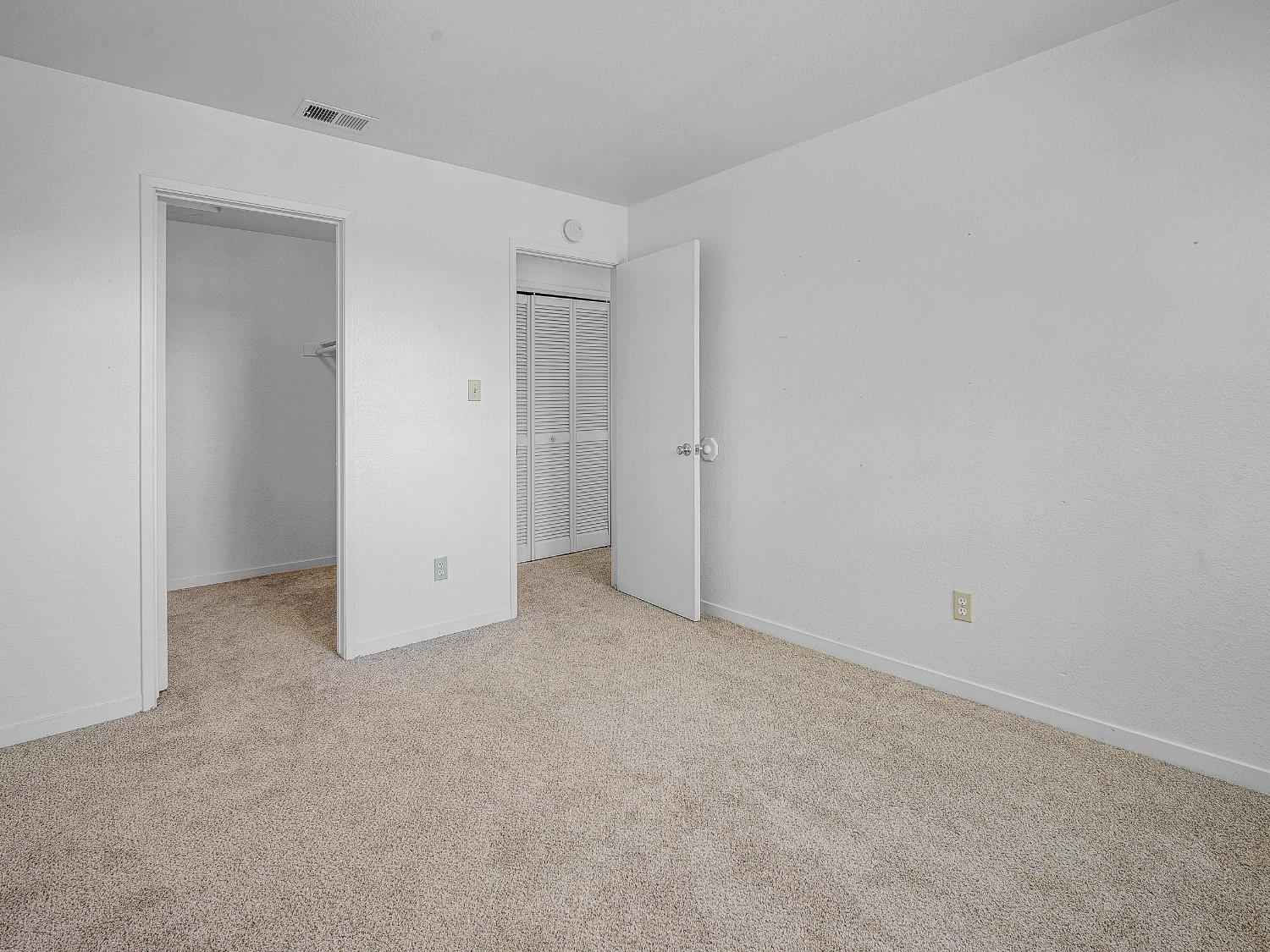 1519 Hood Road, Unit F Sacramento, CA 95825 - Photo 15 of 28 a view of an empty room