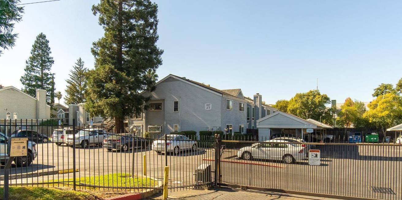 1519 Hood Road, Unit F Sacramento, CA 95825 - Photo 28 of 28 a view of a patio with a yard