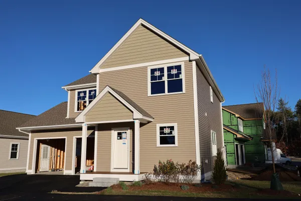 $684,900 | 1 Doucet Avenue, Nashua, NH 03062