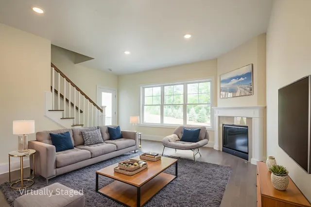 $684,900 | 1 Doucet Avenue, Nashua, NH 03062