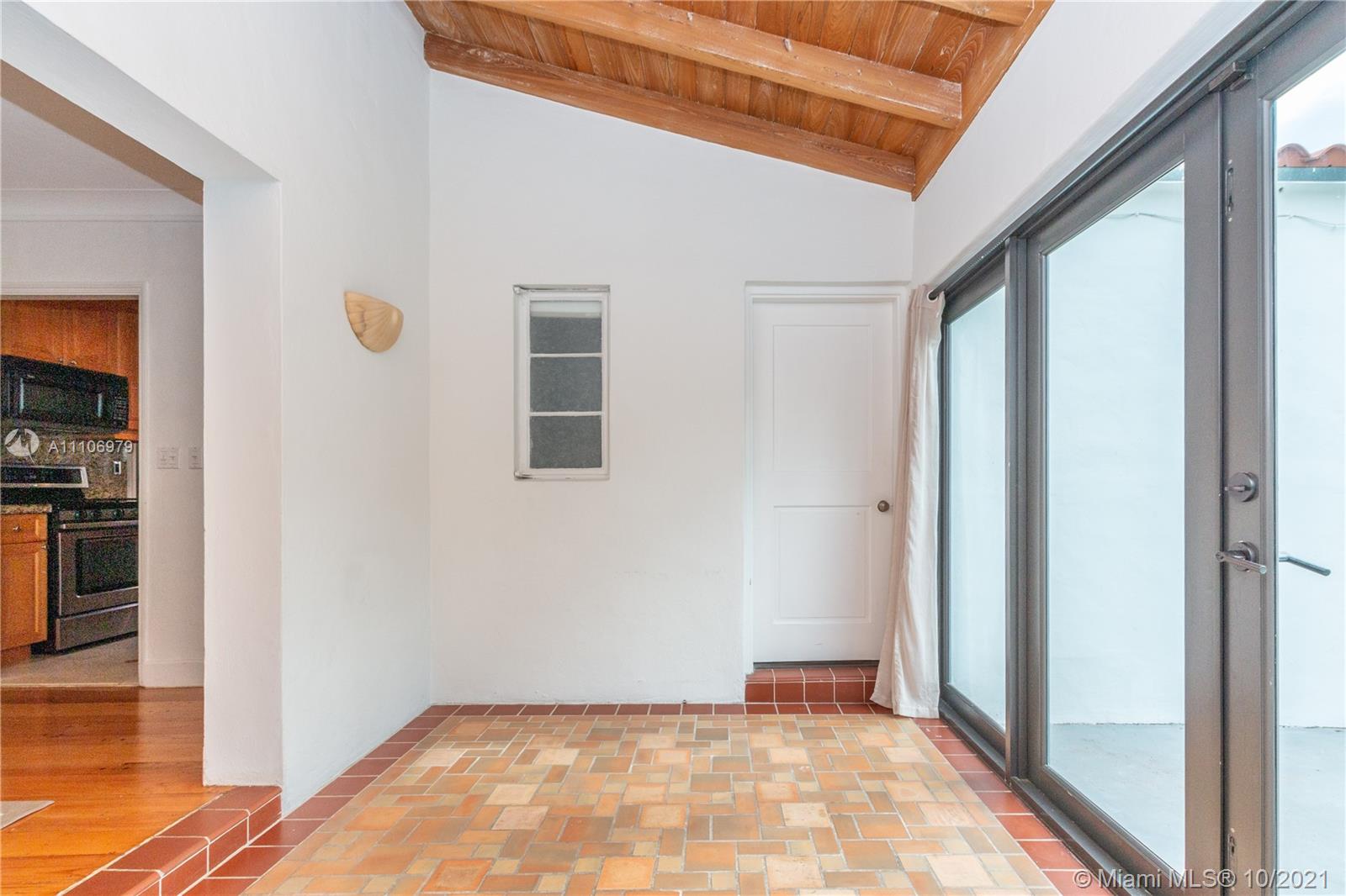 5173 Alton Road Miami Beach, FL 33140 - Photo 23 of 31 a view of an empty room