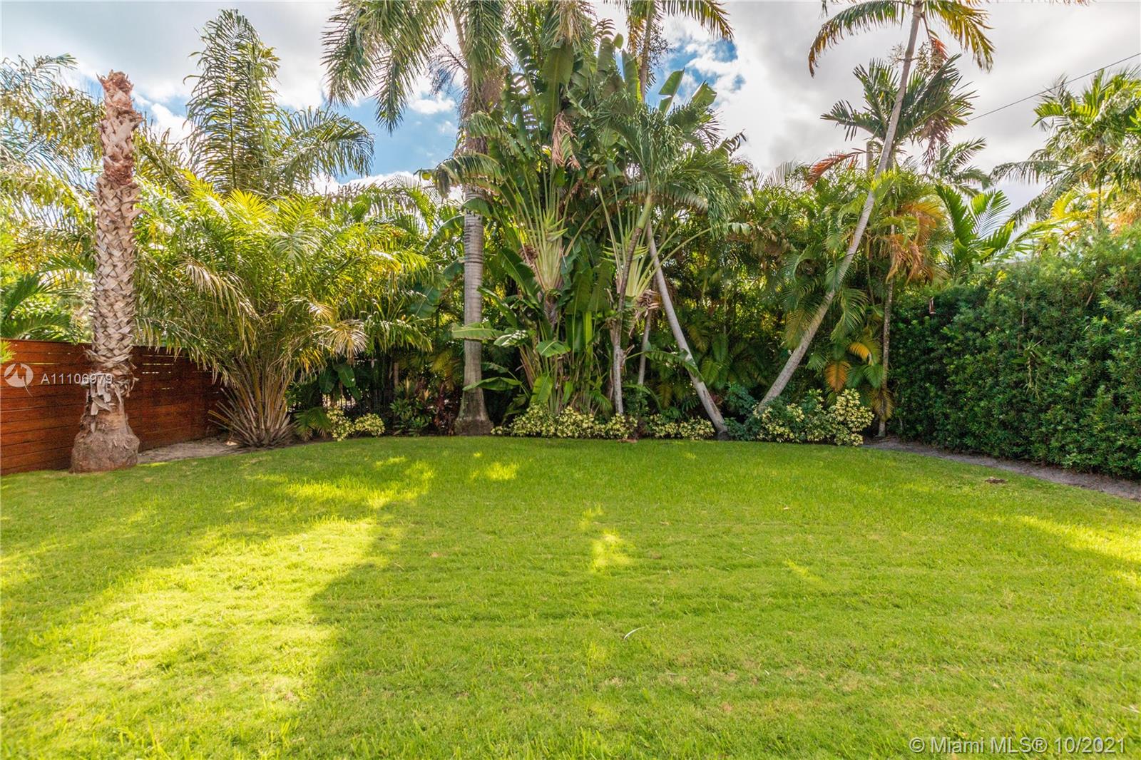 5173 Alton Road Miami Beach, FL 33140 - Photo 25 of 31