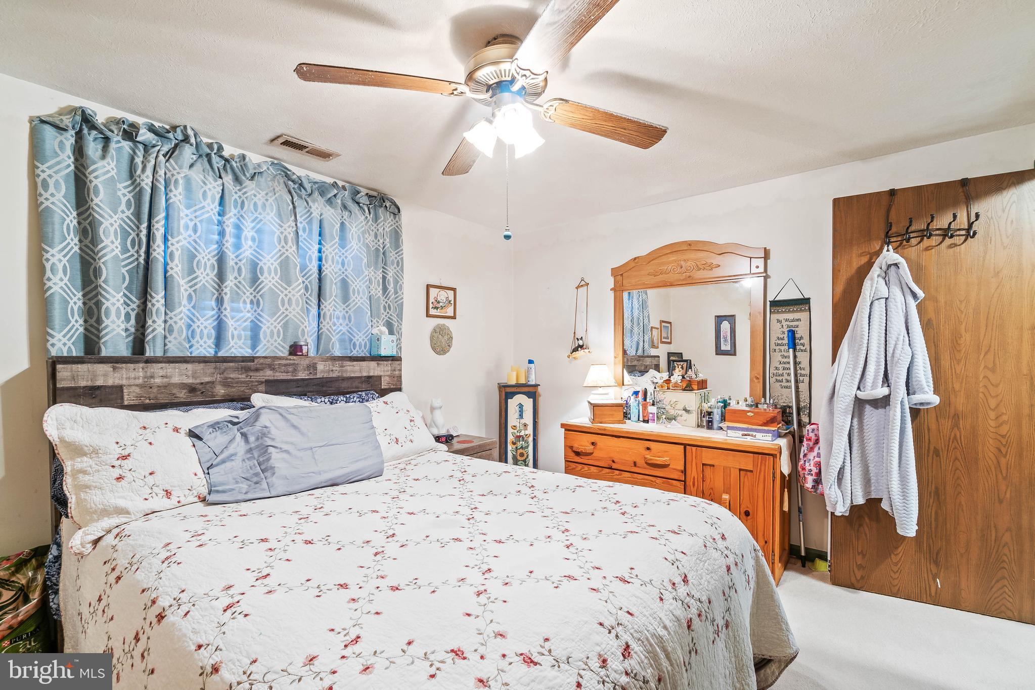 8751 Weems Road Manassas, VA 20110 - Photo 11 of 20 Gallery Image 11