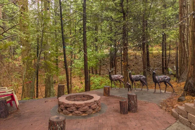 a view of a outdoor space