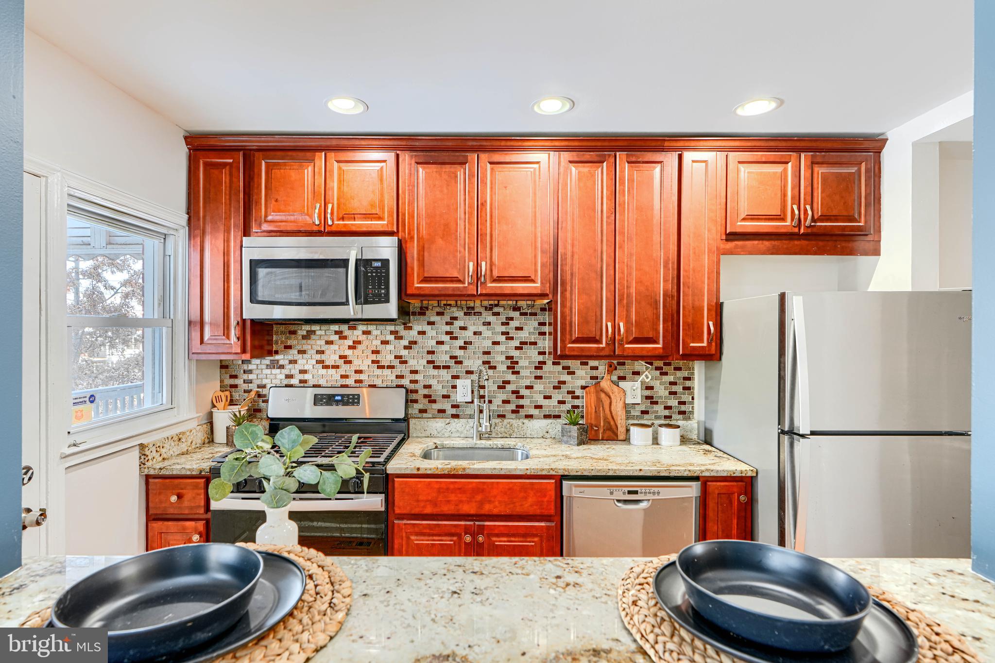 1506 Gleneagle Road Baltimore, MD 21239 - Photo 11 of 33