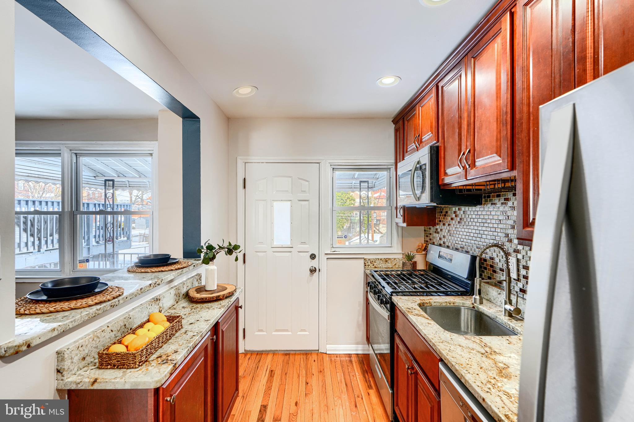 1506 Gleneagle Road Baltimore, MD 21239 - Photo 12 of 33