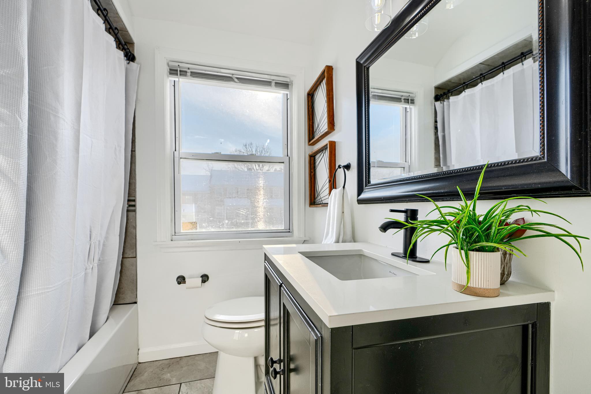 1506 Gleneagle Road Baltimore, MD 21239 - Photo 25 of 33