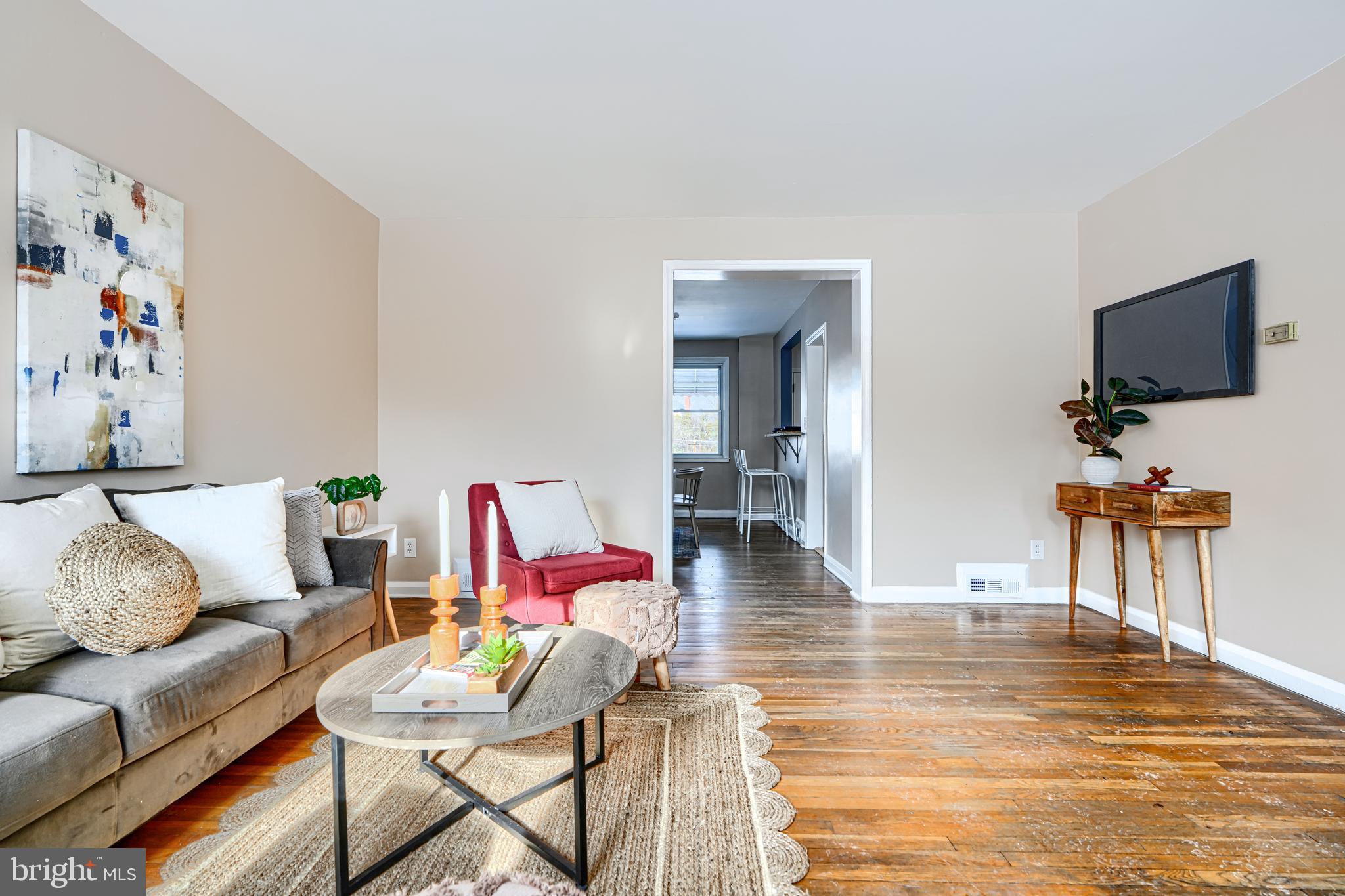 1506 Gleneagle Road Baltimore, MD 21239 - Photo 4 of 33