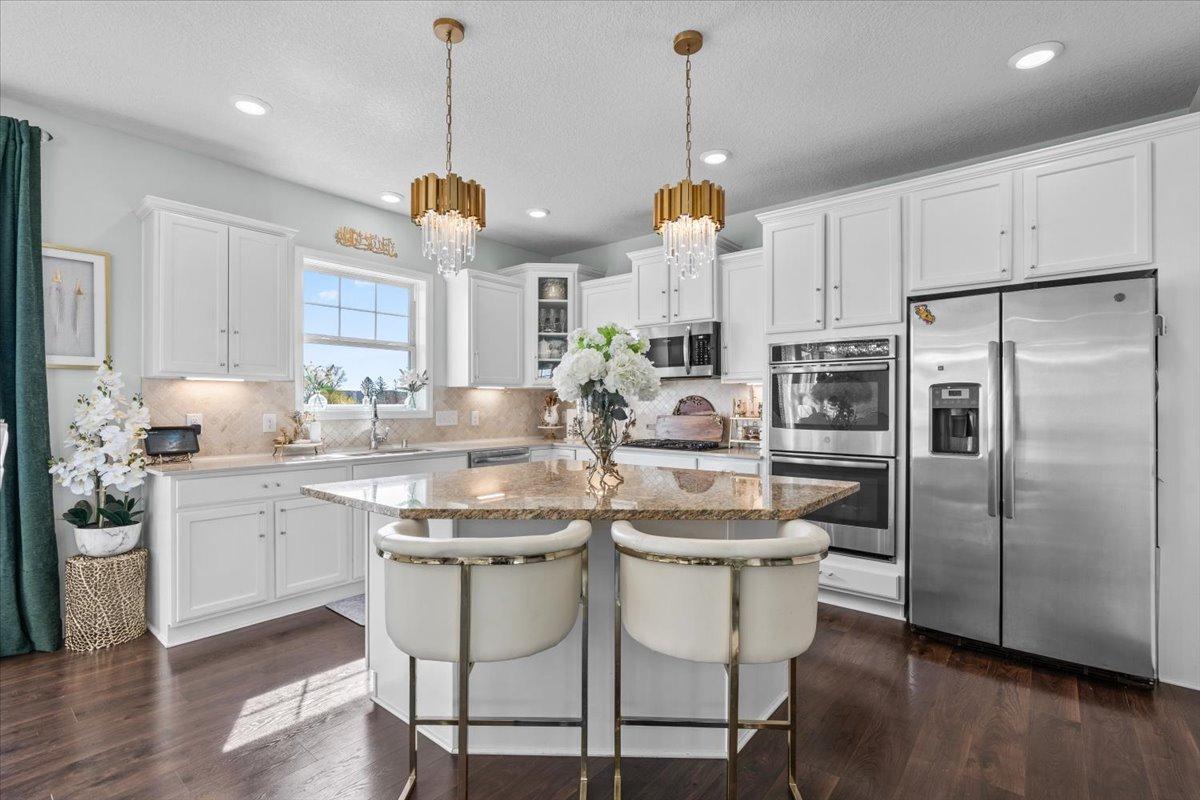 6546 Bridle Path Hamel, MN 55340 - Photo 15 of 57