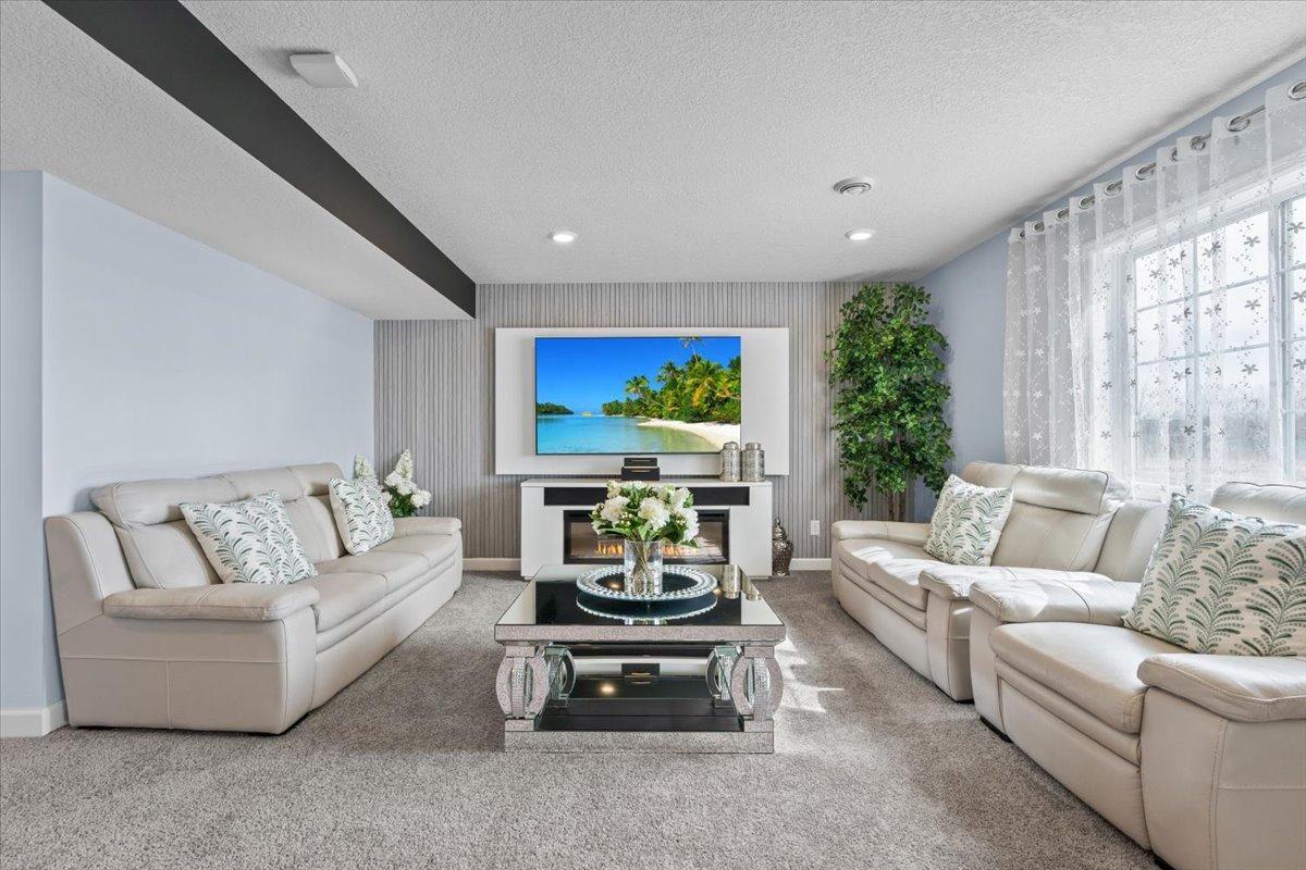 6546 Bridle Path Hamel, MN 55340 - Photo 22 of 57