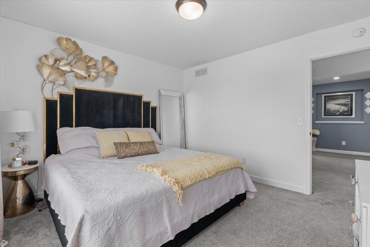 6546 Bridle Path Hamel, MN 55340 - Photo 33 of 57