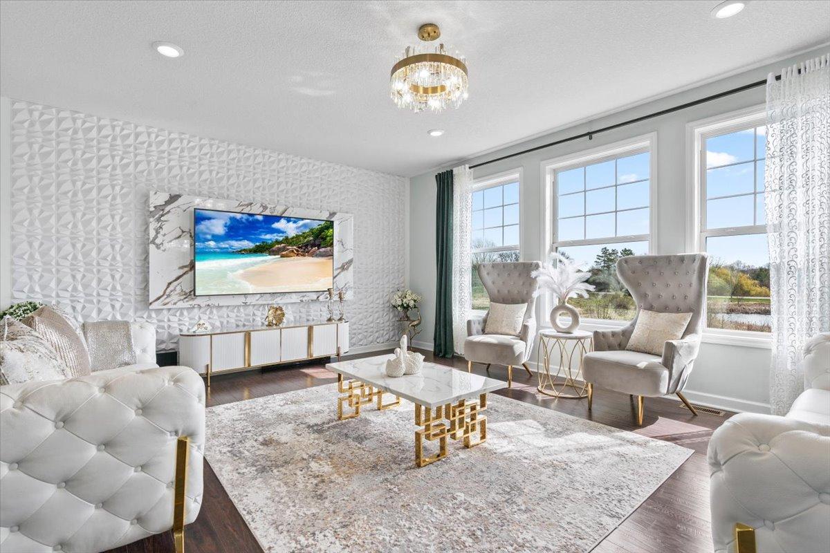 6546 Bridle Path Hamel, MN 55340 - Photo 10 of 57