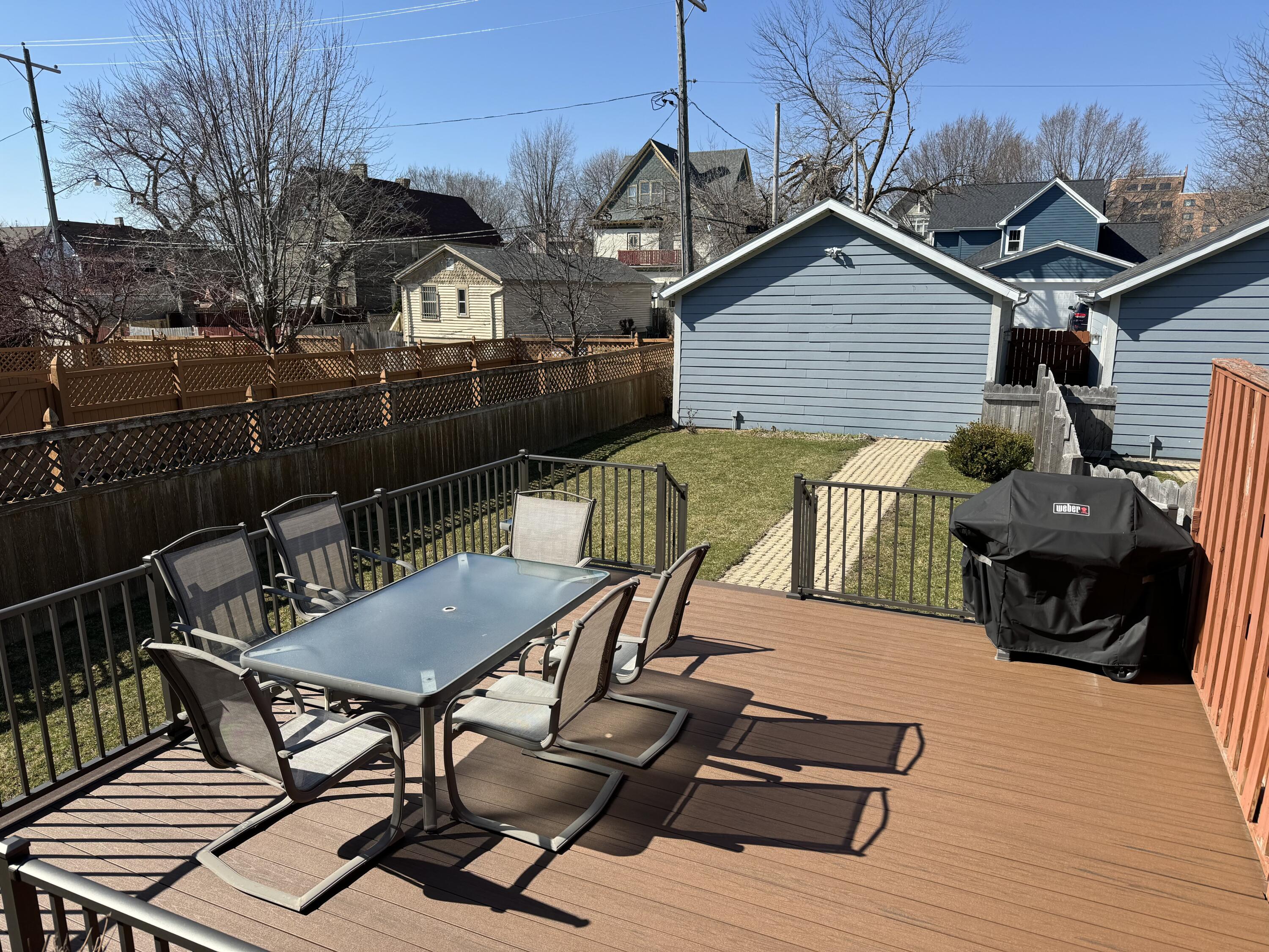 1847 Vel R. Phillips Avenue, Unit B Milwaukee, WI 53212 - Photo 38 of 38 deck