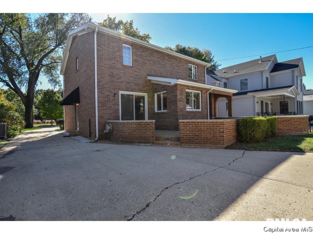 717 Williams Boulevard Springfield, IL 62704 - Photo 3 of 35 Gallery Image 3