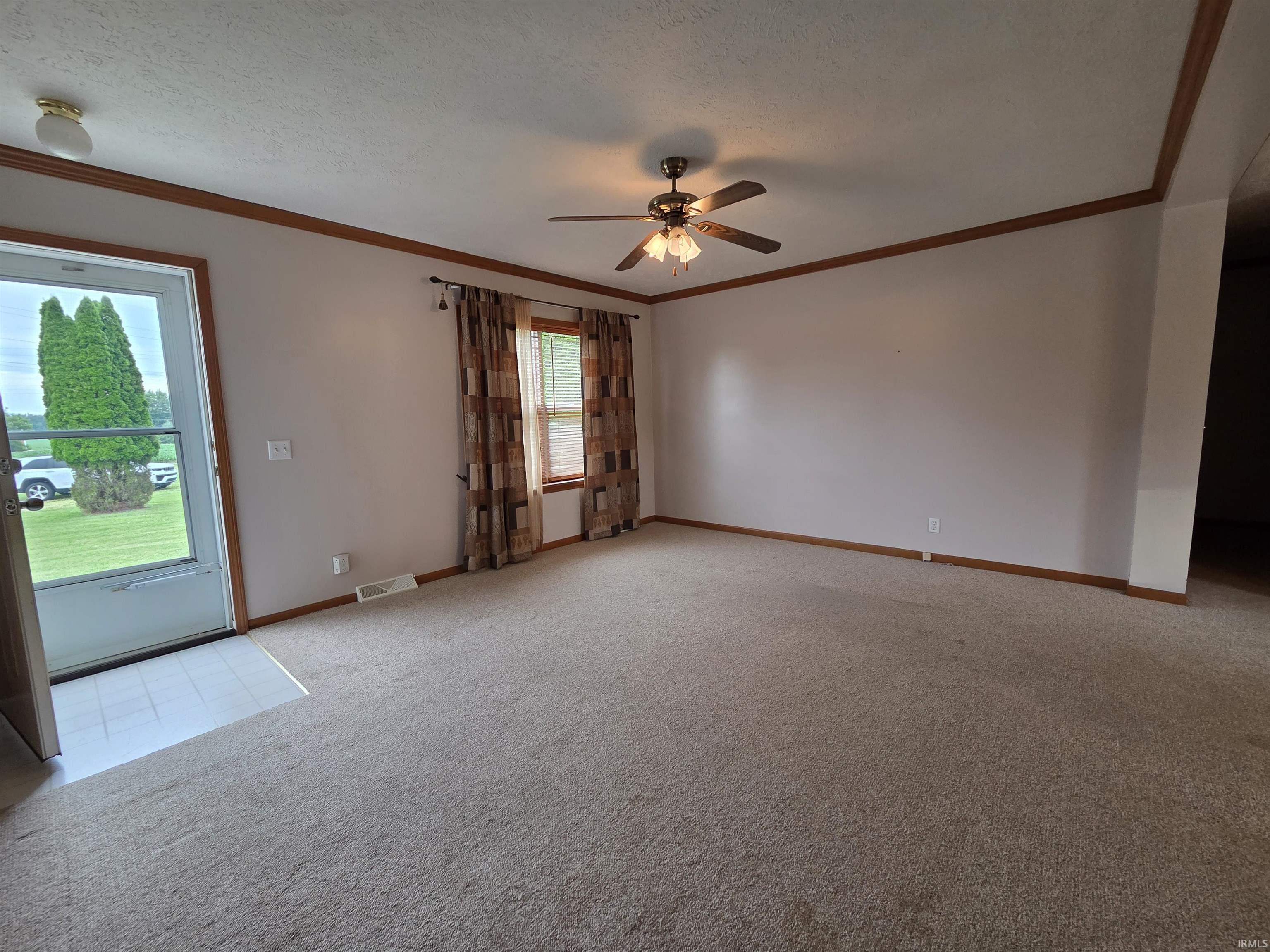 15493 South County Line Road Syracuse, IN 46567 - Photo 10 of 25