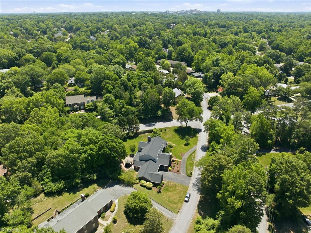 1300 Robinhood Road High Point, NC 27262 - Photo 49 of 50