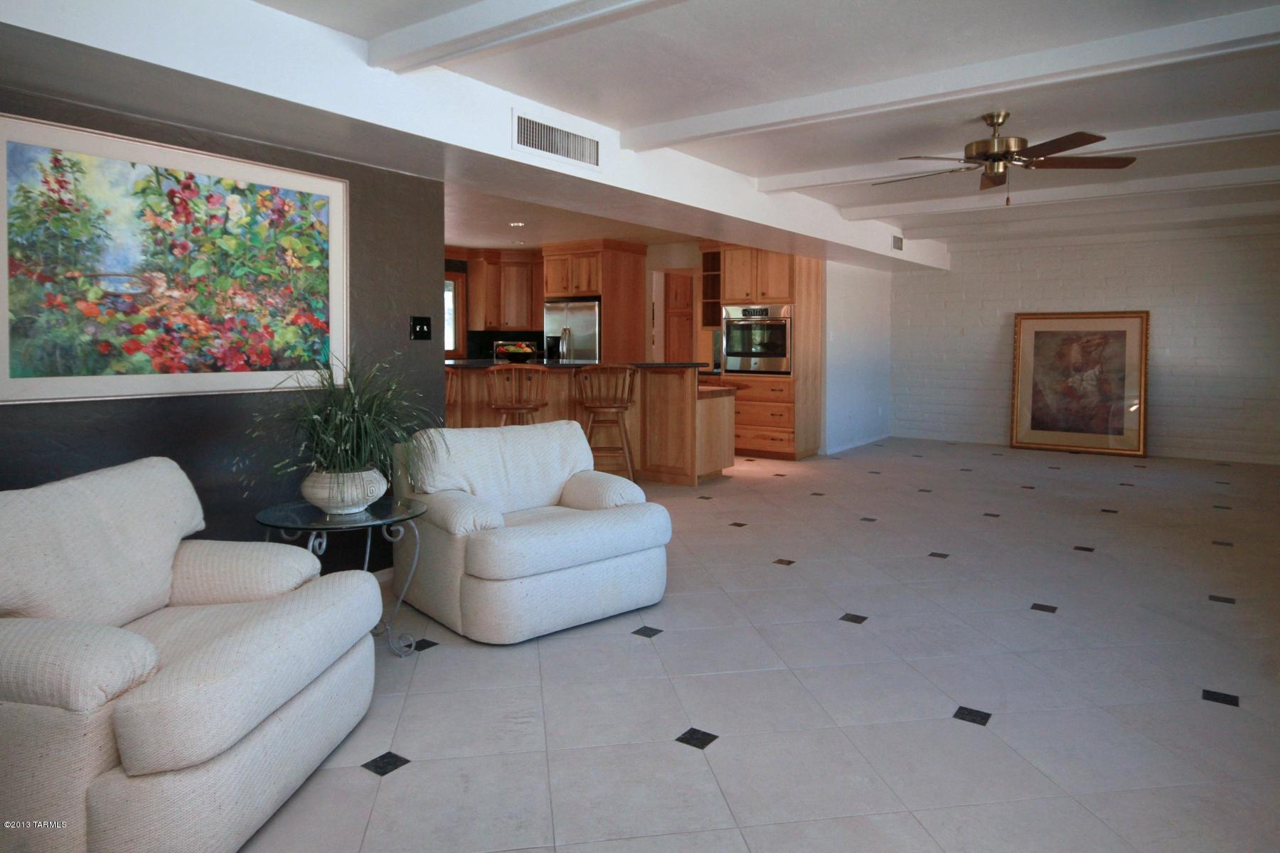 4329 North Pontatoc Road Tucson, AZ 85718 - Photo 3 of 30 Gallery Image 3