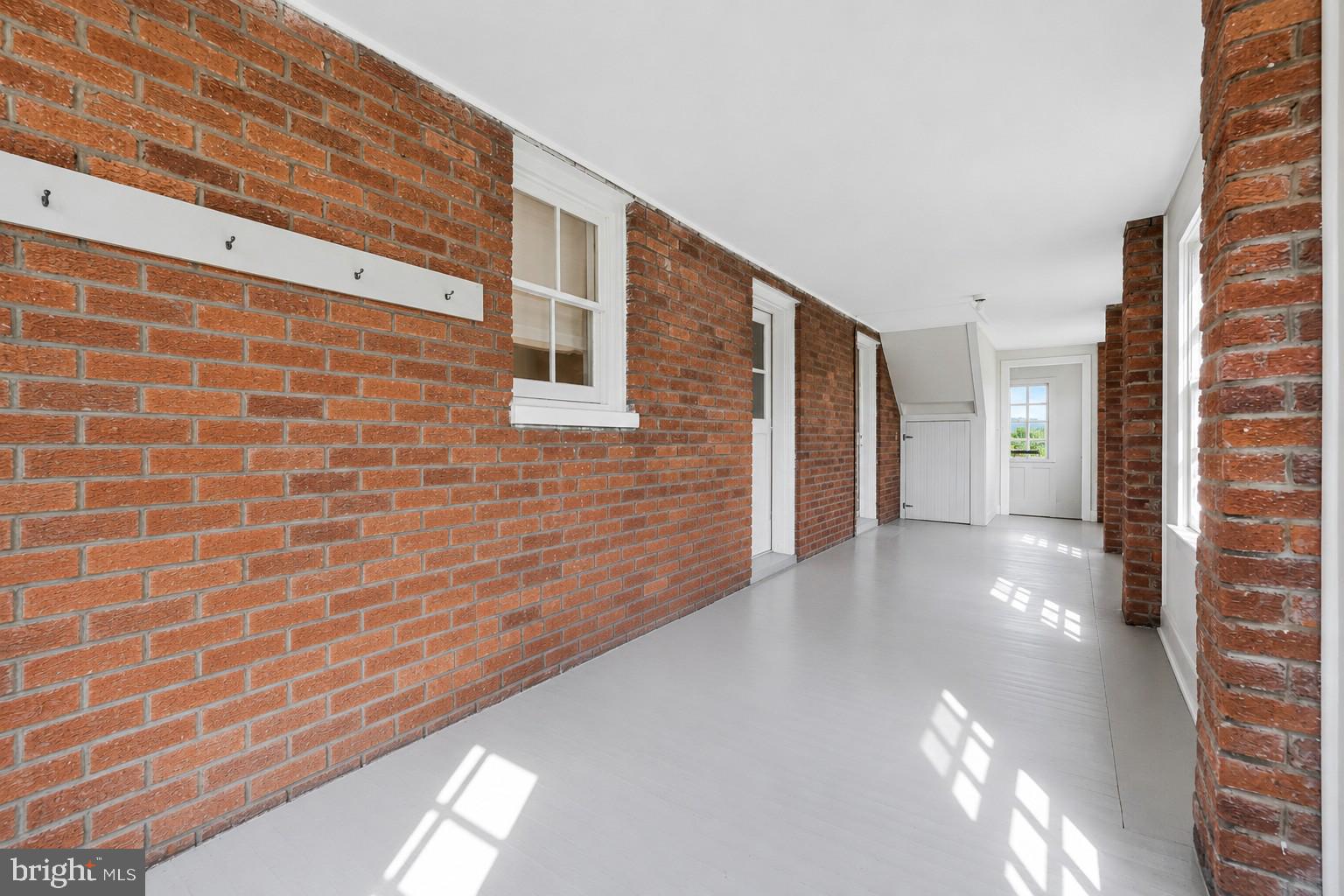 43086 Lucketts Road Leesburg, VA 20176 - Photo 13 of 28 Gallery Image 13