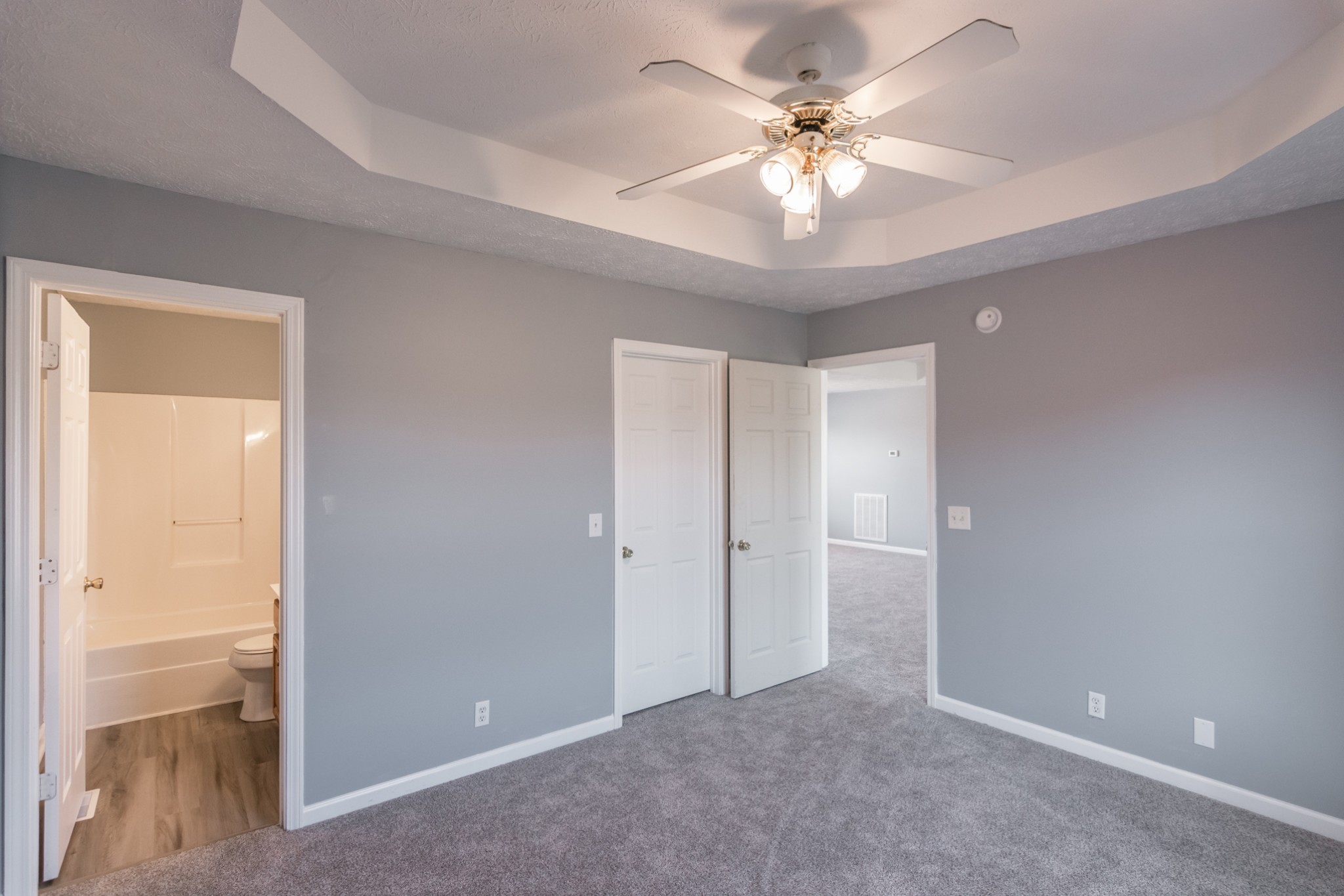361 Corinth Road Portland, TN 37148 - Photo 23 of 46 a view of an empty room with a ceiling fan