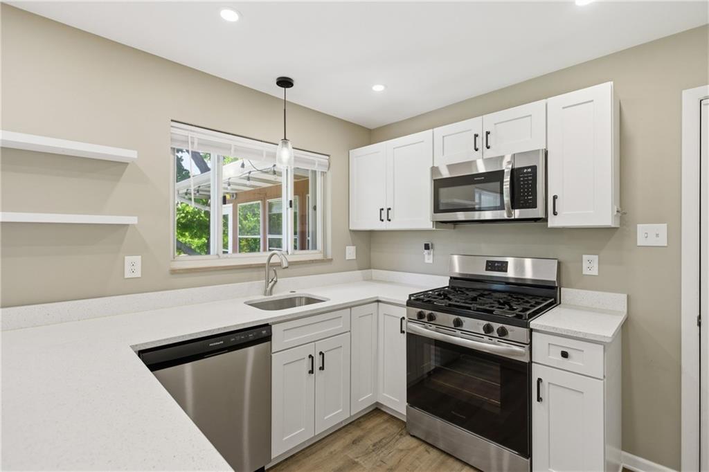 1348 Bechtel Street Monaca, PA 15061 - Photo 5 of 25 Gallery Image 5