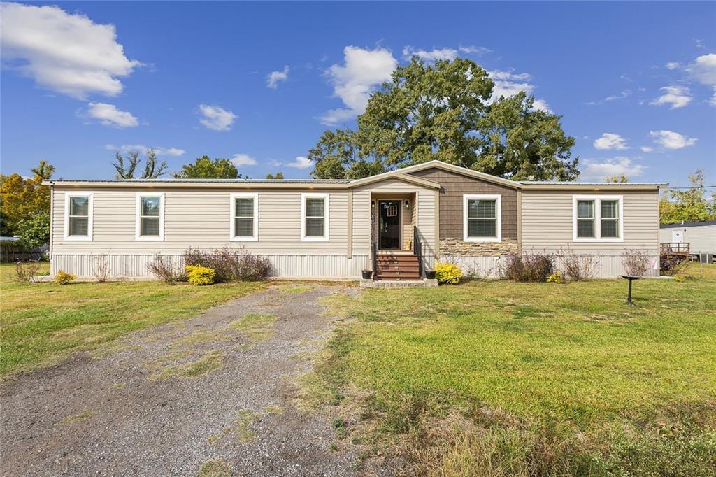 2728 Farmsite Road Violet, LA 70092 - Photo 1 of 14