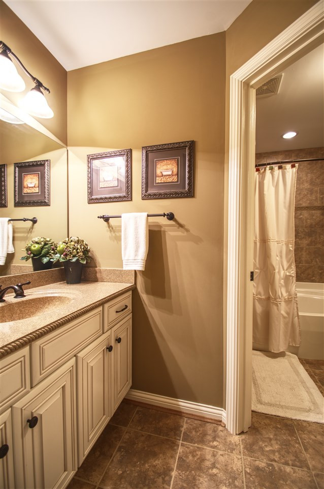 230 Beechwood Road Fort Mitchell, KY 41017 - Photo 24 of 30 Gallery Image 24