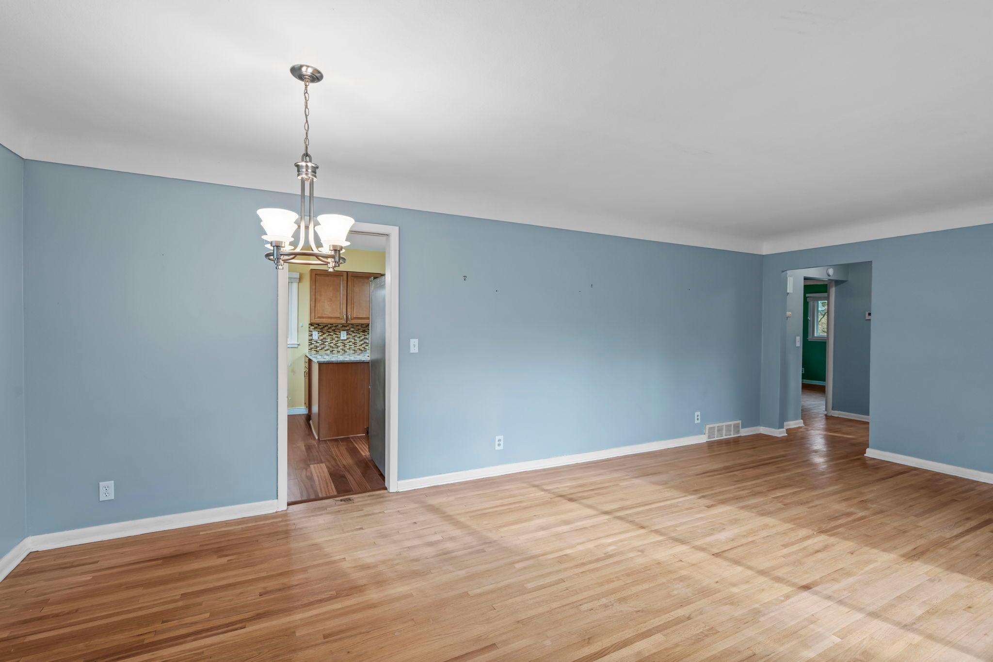 11308 Oakvale Road North Hopkins, MN 55305 - Photo 8 of 42 Gallery Image 8