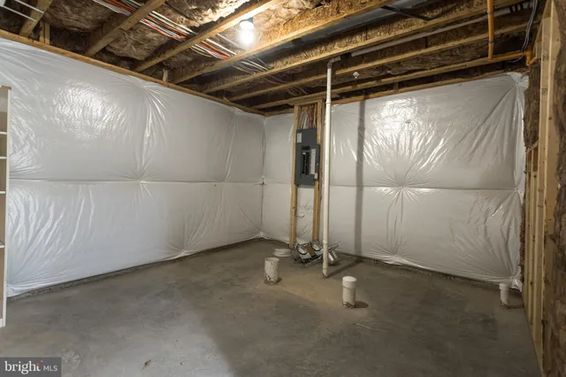 $3,200 | 1920 Sue Avenue, Essex, MD 21221