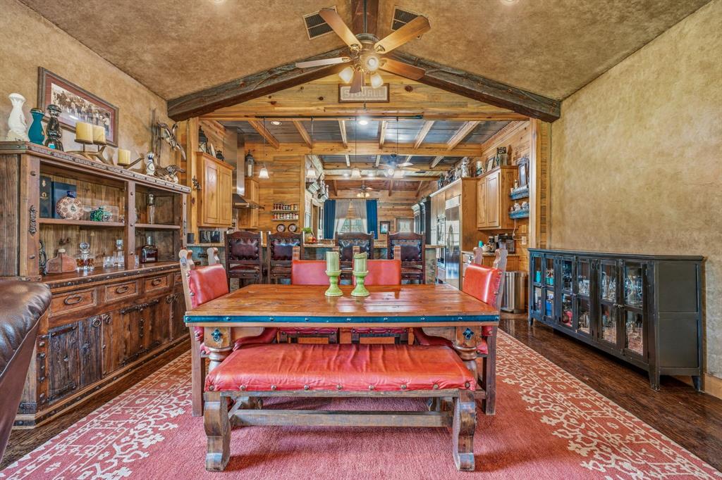 261 Dub Lane Weatherford, TX 76088 - Photo 13 of 40