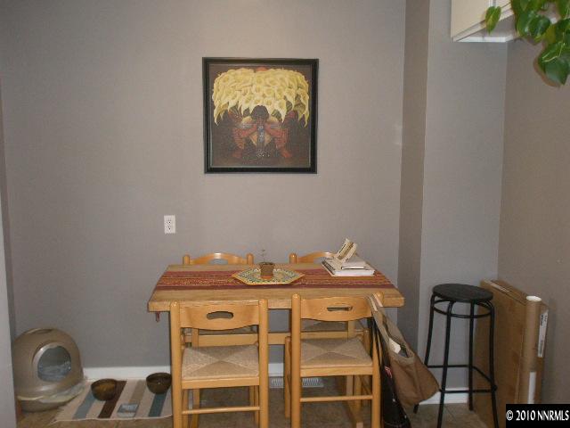 931 Melba Drive Reno, NV 89503 - Photo 3 of 9 Photo 3