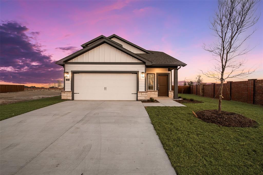 248 Sutter Mill Road Saginaw, TX 76131 - Photo 3 of 24 STOCK PHOTO