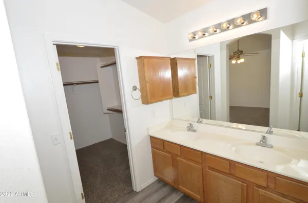 $2,125 | 1078 West Heather Avenue, Gilbert, AZ 85233