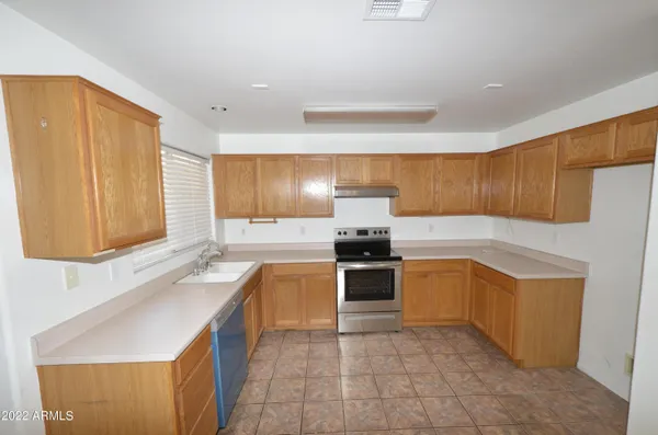 $2,125 | 1078 West Heather Avenue, Gilbert, AZ 85233